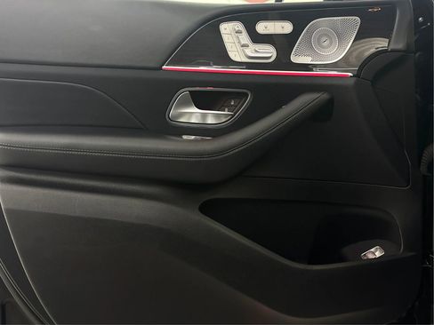 Used 2020 Mercedes-Benz GLS 450 4MATIC image 26