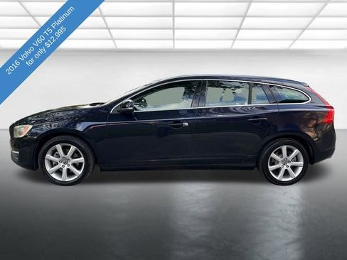 Used 2016 Volvo V60 T5 Platinum FWD image 2