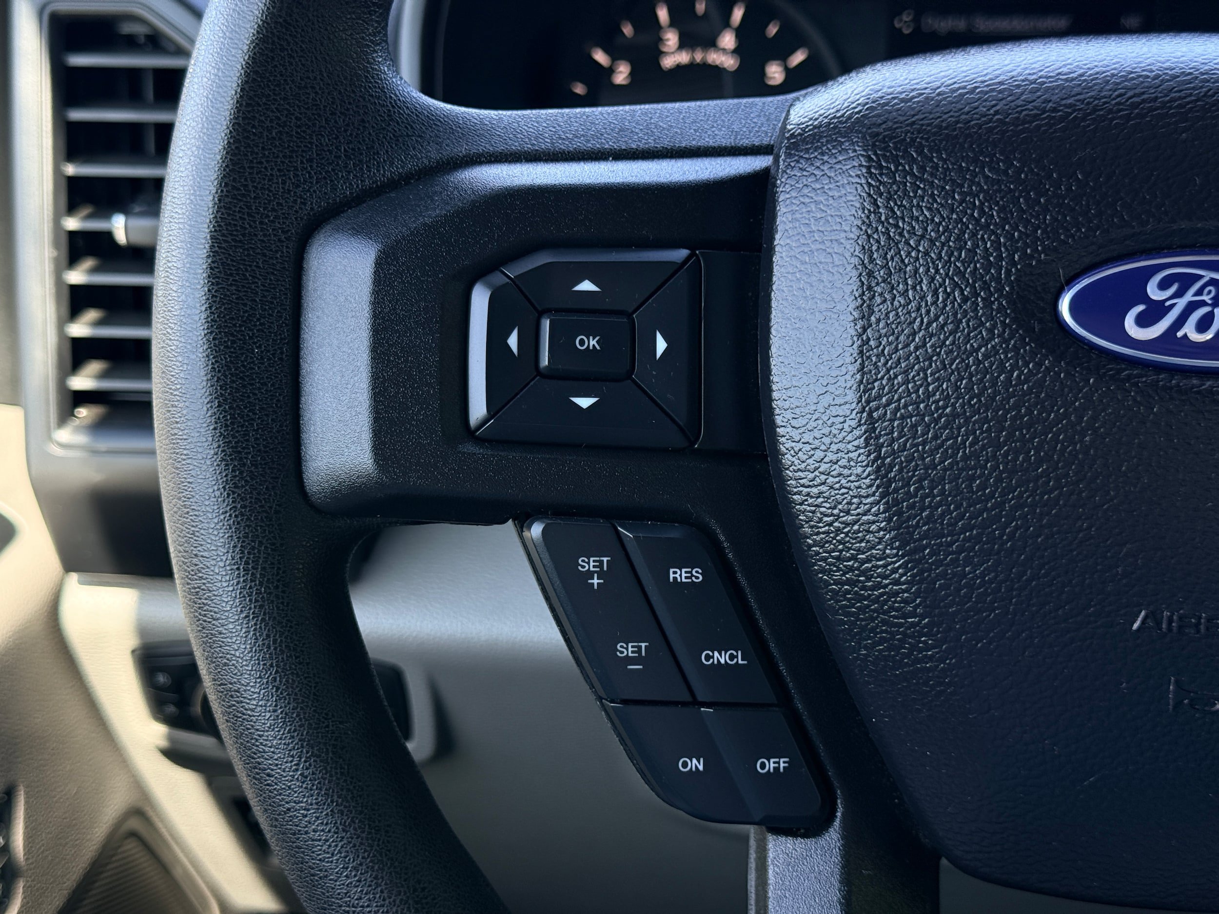 Used 2020 Ford F150 XL w/ Equipment Group 101A Mid AWD/4WD image 14
