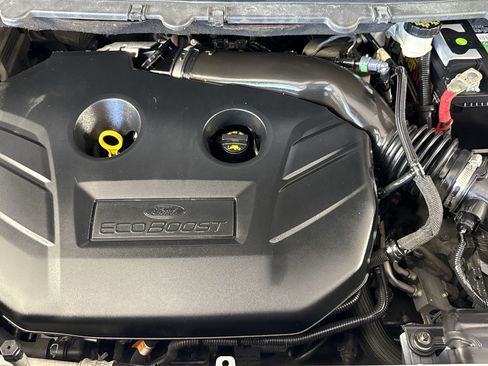 Used 2017 Ford Edge Titanium w/ Equipment Group 301A image 32