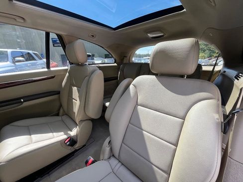 Used 2011 Mercedes-Benz R 350 4MATIC image 25