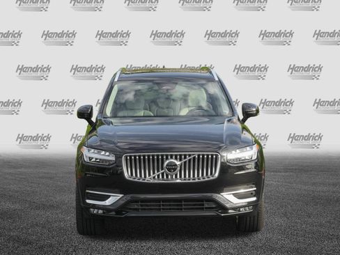 Used 2023 Volvo XC90 B6 Plus w/ Protection Package Premier AWD/4WD image 3
