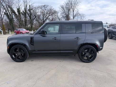 Used 2023 Land Rover Defender 110 V8 image 85