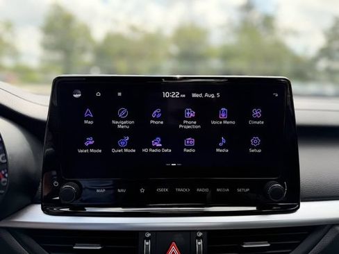 Certified 2023 Kia Forte GT-Line FWD image 17