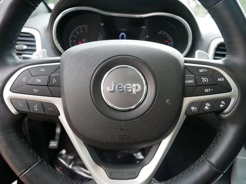 Used 2016 Jeep Grand Cherokee High Altitude AWD/4WD image 17
