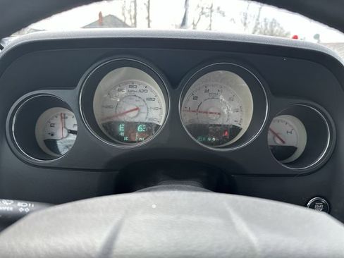 Used 2014 Dodge Challenger R/T Plus image 12