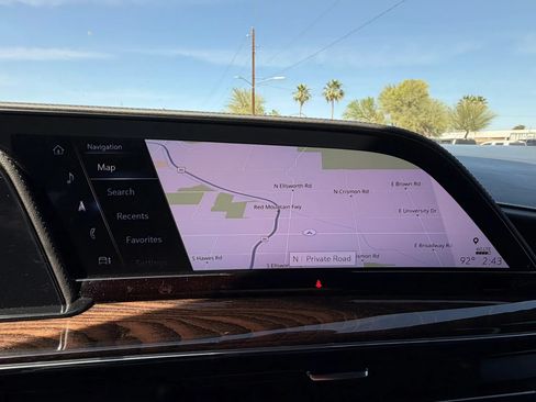 Used 2023 Cadillac Escalade Sport Platinum w/ LPO, ONYX Package AWD/4WD image 31