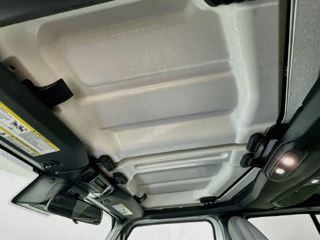 Used 2024 Jeep Wrangler Unlimited AWD/4WD image 25