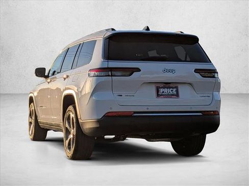 Used 2023 Jeep Grand Cherokee L Limited image 8