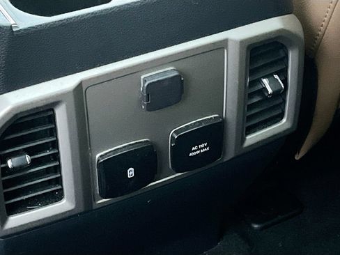 Used 2022 Ford F250 Lariat AWD/4WD image 27
