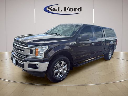 Used 2018 Ford F150 XLT w/ Equipment Group 302A Luxury AWD/4WD image 2