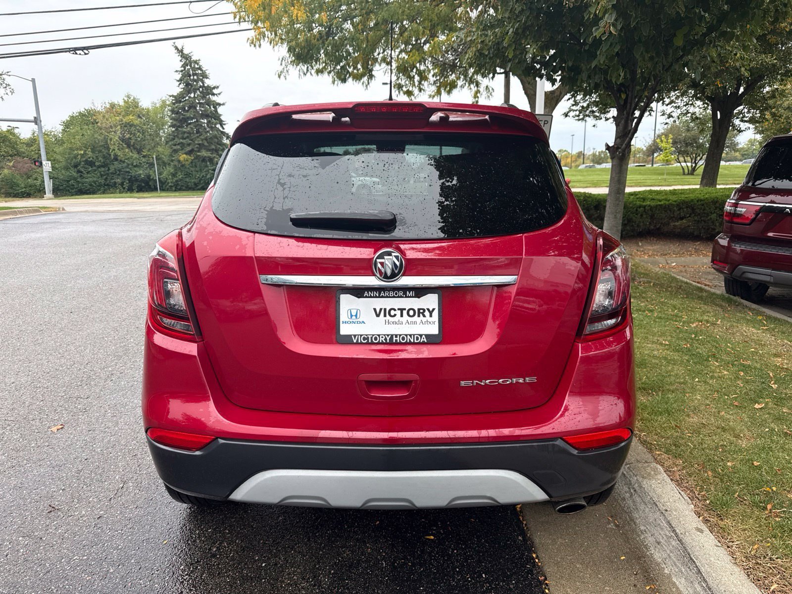 Used 2019 Buick Encore Sport Touring w/ Safety Package FWD image 6