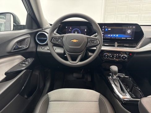 New 2026 Chevrolet Trax LT image 22