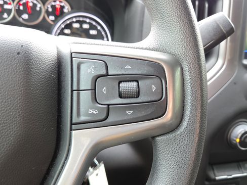 New 2026 Chevrolet Suburban Z71 w/ Z71 Off-Road Package image 28