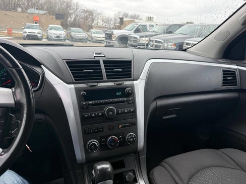 Used 2011 Chevrolet Traverse LT w/ Personal Connectivity Package image 26