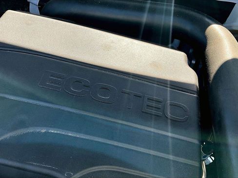 Used 2023 Chevrolet Equinox Premier image 34