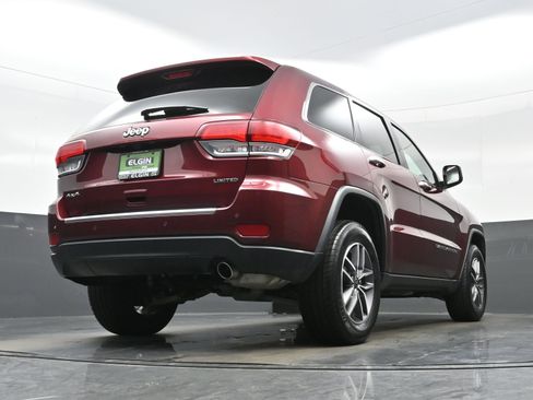 Used 2022 Jeep Grand Cherokee Limited image 32