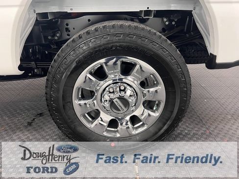 New 2025 Ford F350 Lariat w/ Lariat Ultimate Package image 23