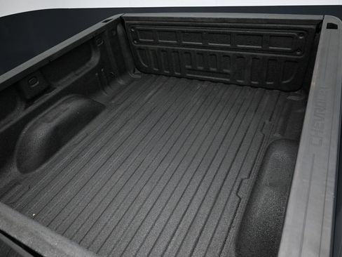 Used 2018 Chevrolet Silverado 1500 LT w/ All Star Edition AWD/4WD image 42