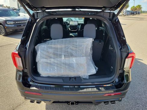 New 2026 Ford Explorer ST w/ Sun And Sound Package RWD image 10
