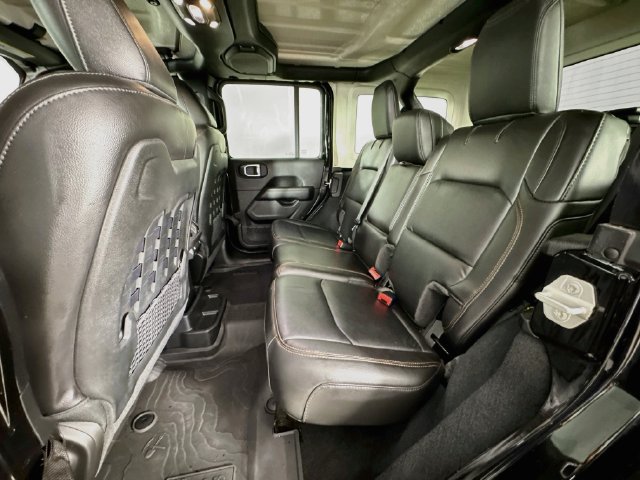 Used 2023 Jeep Wrangler Unlimited Rubicon 392 w/ Trailer Tow Package AWD/4WD image 30