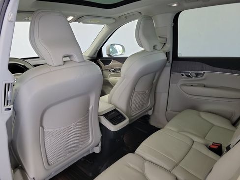Used 2023 Volvo XC90 B6 Plus w/ Protection Package AWD/4WD image 16