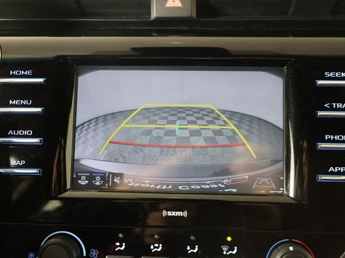 Used 2020 Toyota Camry LE w/ Convenience Package FWD image 40