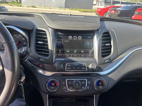 Used 2014 Chevrolet Impala LT FWD image 38