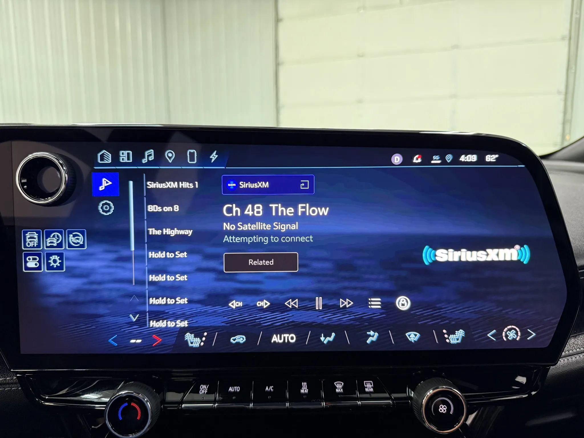 Used 2024 Chevrolet Blazer EV LT AWD/4WD image 22