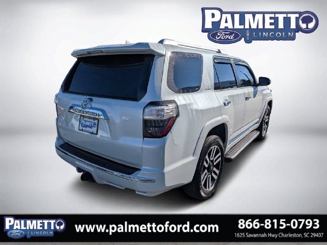 Used 2024 Toyota 4Runner Limited AWD/4WD image 3