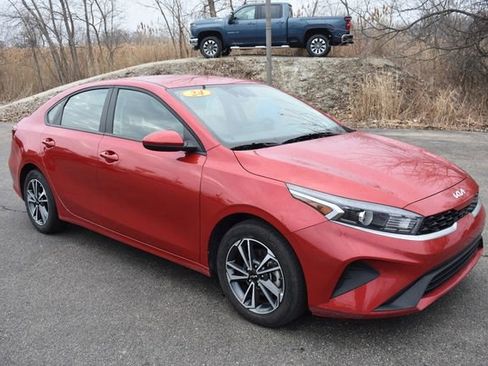 Used 2024 Kia Forte LXS image 10