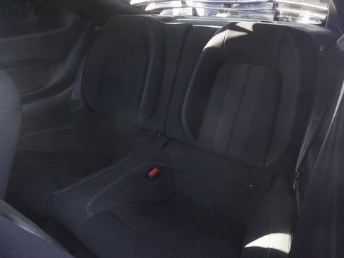 Used 2022 Ford Mustang Coupe image 24