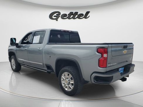 Used 2024 Chevrolet Silverado 2500 High Country w/ High Country Premium Package AWD/4WD image 7