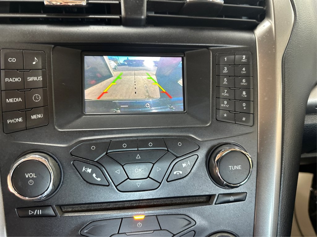 Used 2017 Ford Fusion SE AWD/4WD image 33