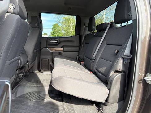 Used 2021 Chevrolet Silverado 1500 RST AWD/4WD image 23