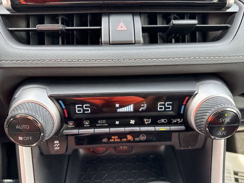 Certified 2024 Toyota RAV4 LE AWD/4WD image 16