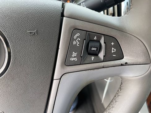 Used 2010 Buick LaCrosse CX FWD image 19