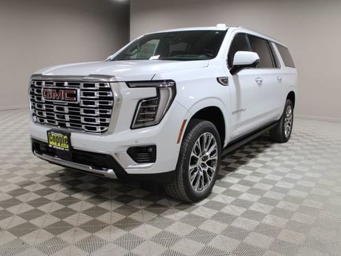 New 2026 GMC Yukon XL Denali AWD/4WD image 8