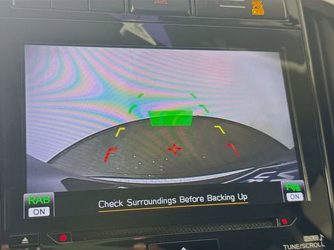 Used 2022 Subaru Ascent Limited w/ Technology Package image 16