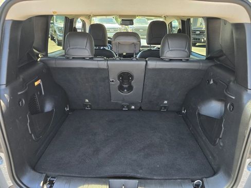 Used 2020 Jeep Renegade Limited FWD image 25