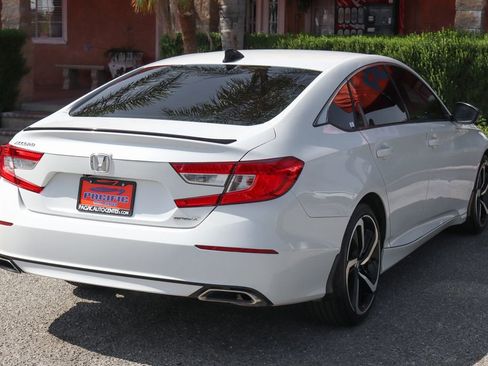 Used 2021 Honda Accord Sport image 9