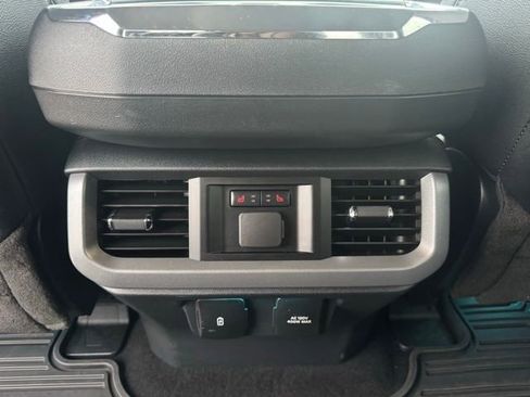 Used 2023 Ford F150 Lariat w/ Equipment Group 502A High image 32