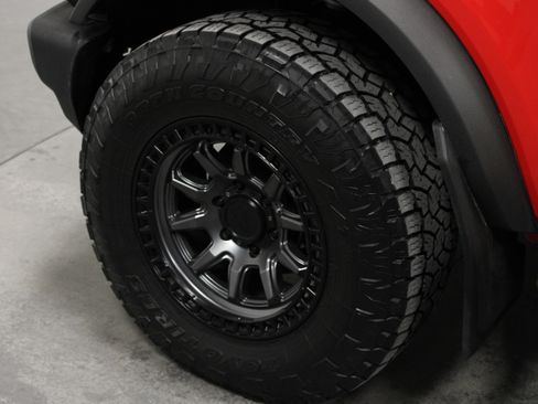 Used 2022 Ford Bronco Big Bend image 10