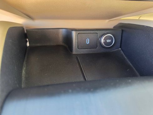 Used 2020 Ford Escape SE FWD image 38