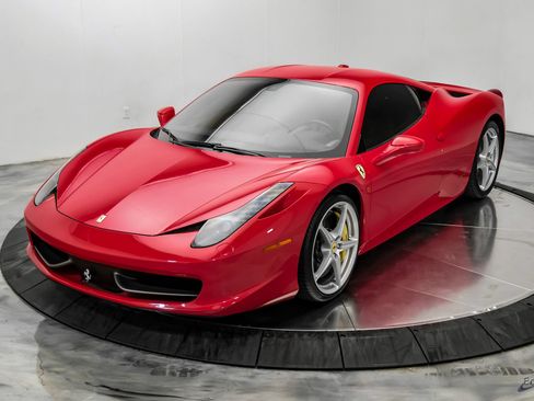 Used 2014 Ferrari 458 Italia Coupe RWD image 6