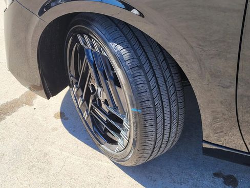 New 2026 Nissan Sentra SR w/ Floor Mat Package image 11