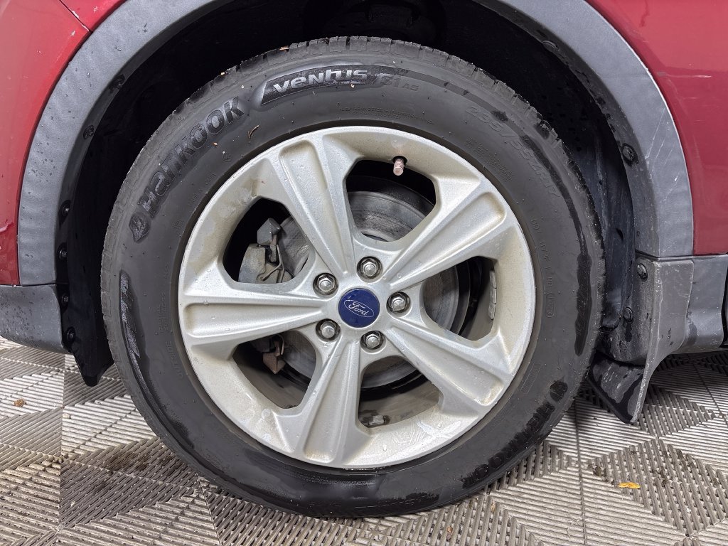 Used 2015 Ford Escape SE FWD image 13