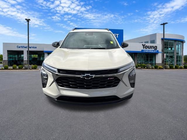 New 2026 Chevrolet Trax RS w/ Driver Confidence Package FWD image 2