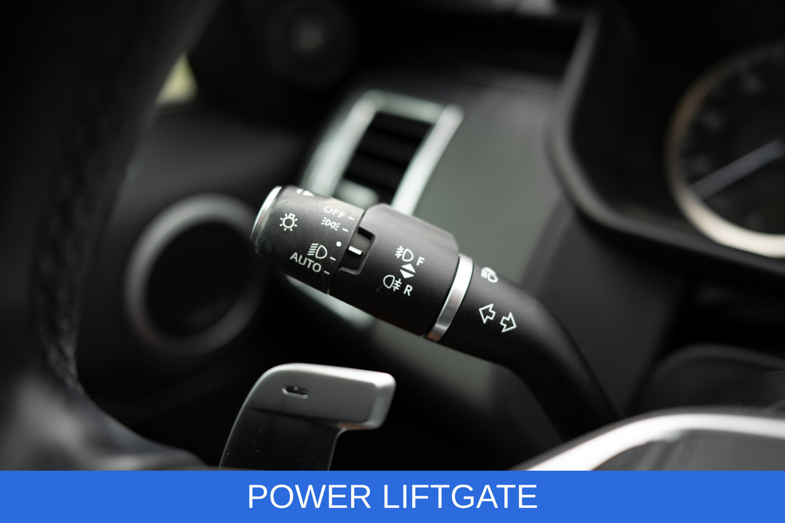 Used 2023 Land Rover Discovery HSE R-Dynamic AWD/4WD image 23