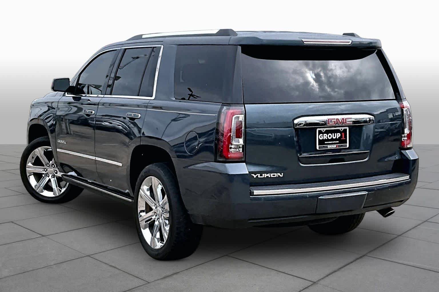 Used 2019 GMC Yukon Denali w/ Denali Ultimate Package RWD image 12